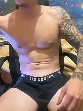 Snapshot of fronkie9384 chatting on September 10, 2025, 10:42 pm fronkie9384 online show from September 10, 2025, 10:42 pm