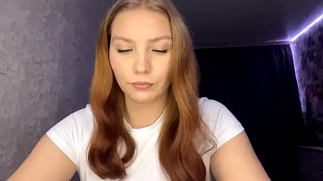 SwiiSweet online show from October 8, 2025, 4:08 pm