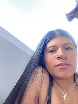 Elahia  marquez online show from September 21, 2025, 3:06 pm