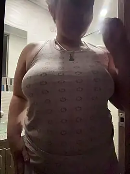 Snapshot of PortuPAWG chatting on January 15, 2026, 1:31 am PortuPAWG online show from January 15, 2026, 1:31 am