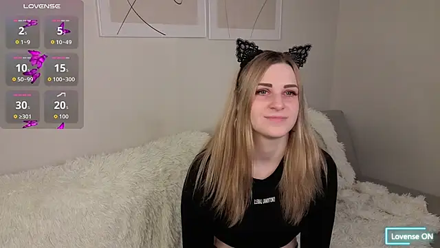 HelenMartines online show from March 21, 2026, 11:25 am