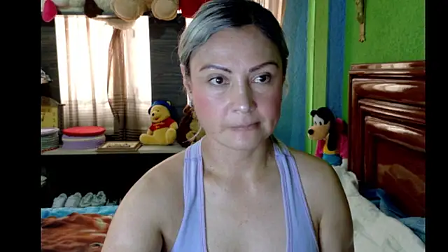  Charlize theron  online show from March 22, 2026, 8:21 pm