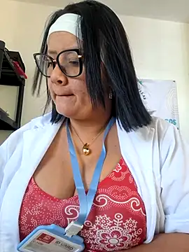 Snapshot of Milagros-hot chatting on October 25, 2025, 1:23 pm Milagros-hot online show from October 25, 2025, 1:23 pm