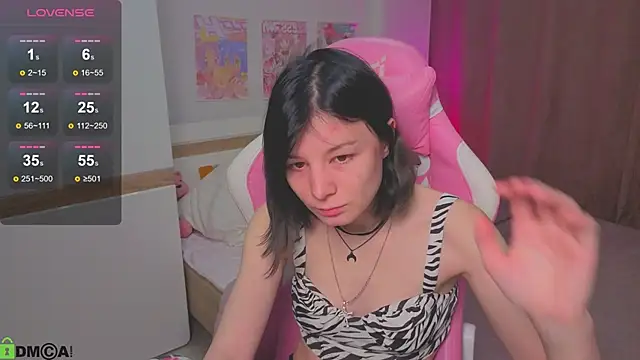 Snapshot of EllinEverly chatting on February 20, 2026, 9:17 pm EllinEverly online show from February 20, 2026, 9:17 pm