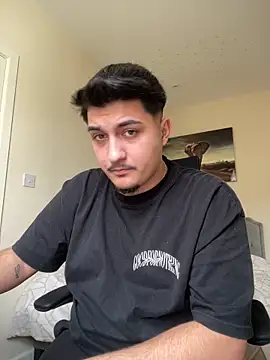 mixedcouplee69 online show from March 20, 2026, 2:40 pm