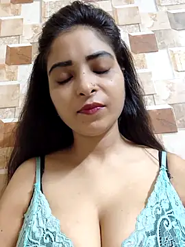 Snapshot of QUEEN-ADITI chatting on September 28, 2025, 2:57 pm QUEEN-ADITI online show from September 28, 2025, 2:57 pm