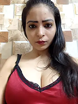 QUEEN-ADITI online show from September 12, 2025, 8:47 am