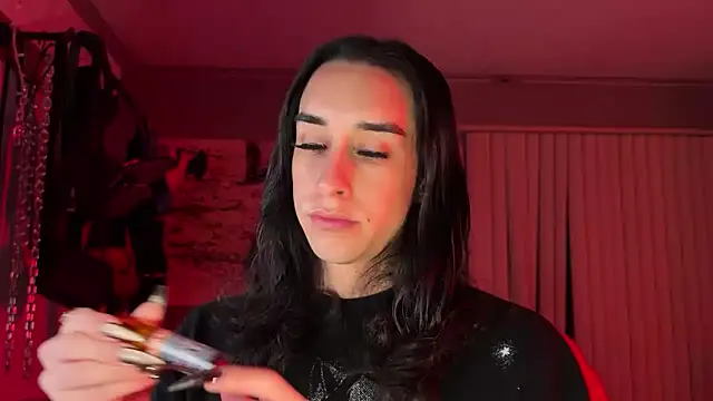 xoFrankie online show from March 7, 2026, 4:41 am