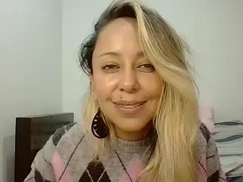 leah susman online show from October 22, 2025, 2:16 pm