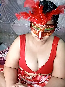 Snapshot of Tanisha-Chy chatting on December 3, 2025, 5:34 pm Tanisha-Chy online show from December 3, 2025, 5:34 pm