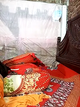 Snapshot of Tanisha-Chy chatting on November 22, 2025, 5:45 pm Tanisha-Chy online show from November 22, 2025, 5:45 pm