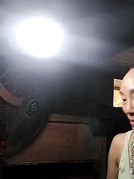 Snapshot of Hoala7890 chatting on October 11, 2025, 9:43 am Hoala7890 online show from October 11, 2025, 9:43 am