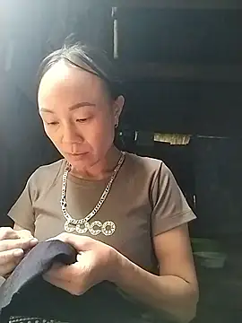 Snapshot of Hoala7890 chatting on September 27, 2025, 12:28 am Hoala7890 online show from September 27, 2025, 12:28 am