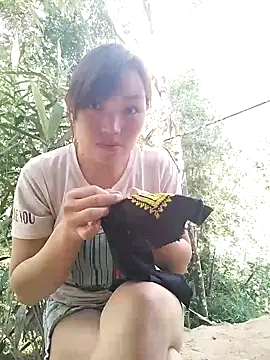 susu-00 online show from September 20, 2025, 1:21 am