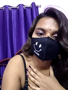 cutie pei002 online show from December 17, 2025, 5:40 pm