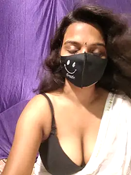 Snapshot of cutie_pei002 chatting on October 31, 2025, 3:14 am cutie pei002 online show from October 31, 2025, 3:14 am