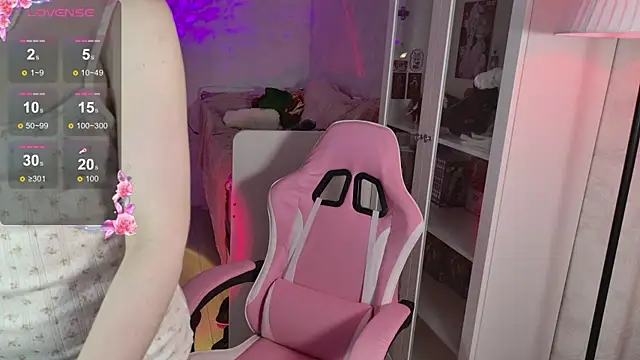 MiraJadee online show from October 16, 2025, 1:58 am