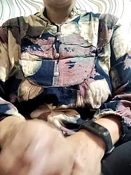 Snapshot of meenu_bhabhi547 chatting on September 18, 2025, 4:48 am meenu bhabhi547 online show from September 18, 2025, 4:48 am