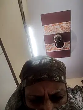 Snapshot of meenu_bhabhi547 chatting on October 5, 2025, 4:58 am meenu bhabhi547 online show from October 5, 2025, 4:58 am