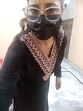 meenu bhabhi547 online show from February 8, 2026, 4:32 am