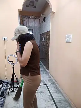 meenu bhabhi547 online show from March 21, 2026, 4:57 am