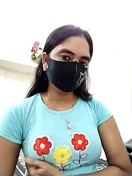 Snapshot of Puja-Rane chatting on November 3, 2025, 4:10 pm Puja-Rane online show from November 3, 2025, 4:10 pm