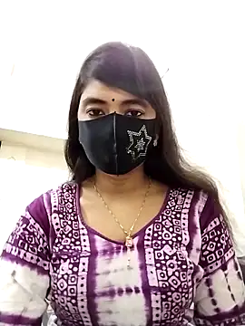 Puja-Rane online show from November 1, 2025, 2:18 am