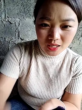 Snapshot of lusy-000 chatting on October 26, 2025, 8:48 am lusy-000 online show from October 26, 2025, 8:48 am