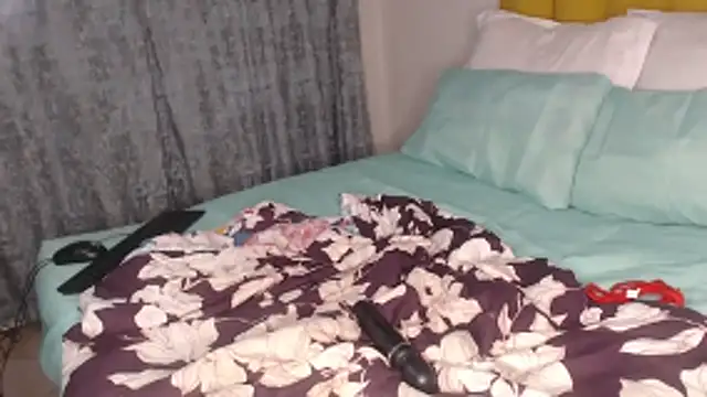 Bella 2025 online show from February 24, 2026, 8:31 pm