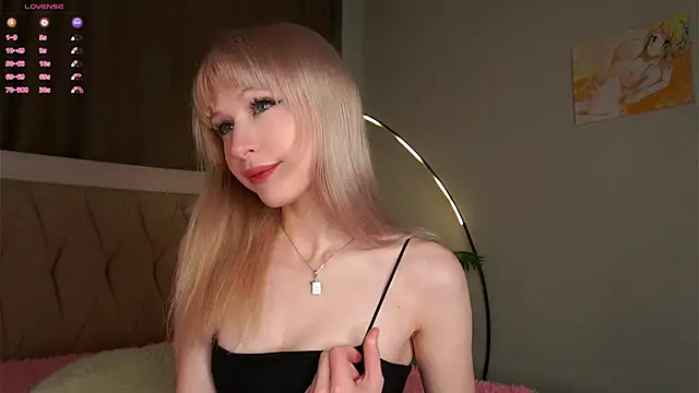 MarciDarugar online show from September 18, 2025, 3:15 pm