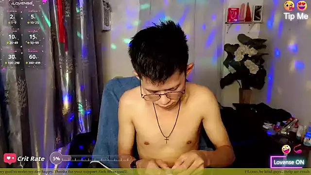 Snapshot of Skinny_CumLoader69 chatting on July 10, 2026, 6:24 am Skinny CumLoader69 online show from July 10, 2026, 6:24 am