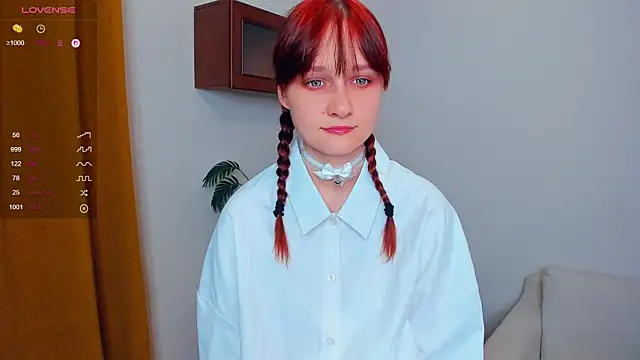 Snapshot of KatyKufel chatting on September 24, 2025, 6:47 pm KatyKufel online show from September 24, 2025, 6:47 pm