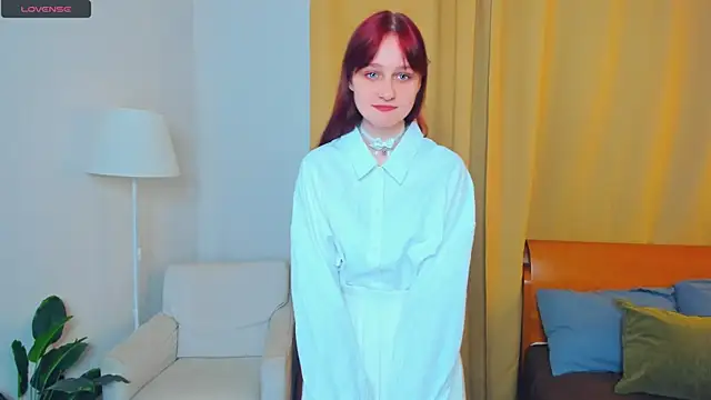 Snapshot of KatyKufel chatting on October 28, 2025, 6:51 pm KatyKufel online show from October 28, 2025, 6:51 pm