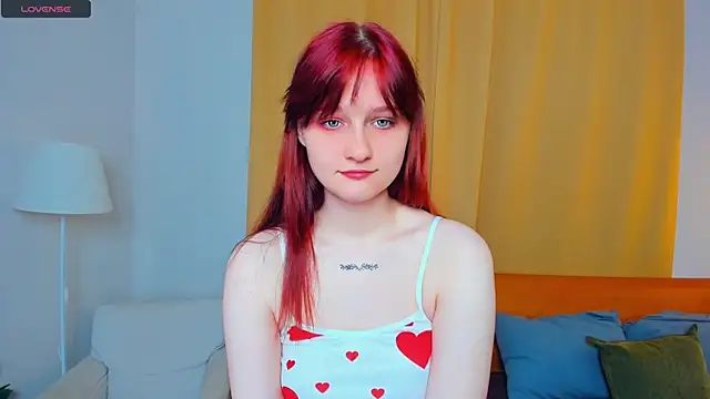 Snapshot of KatyKufel chatting on October 26, 2025, 7:36 pm KatyKufel online show from October 26, 2025, 7:36 pm