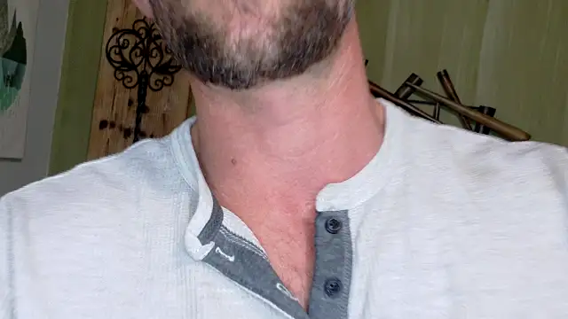 BryanCavallo online show from November 14, 2025, 10:57 pm