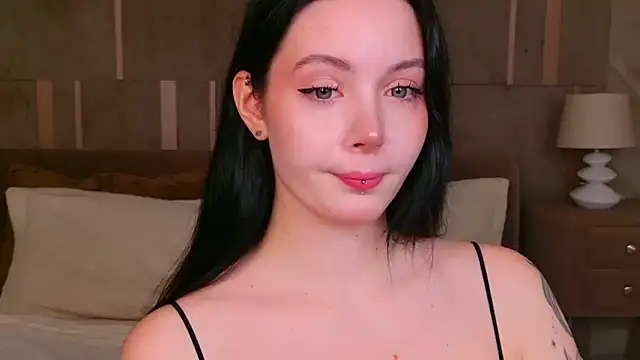 Snapshot of Goldy_Stark chatting on September 19, 2025, 8:46 pm Goldy Stark online show from September 19, 2025, 8:46 pm