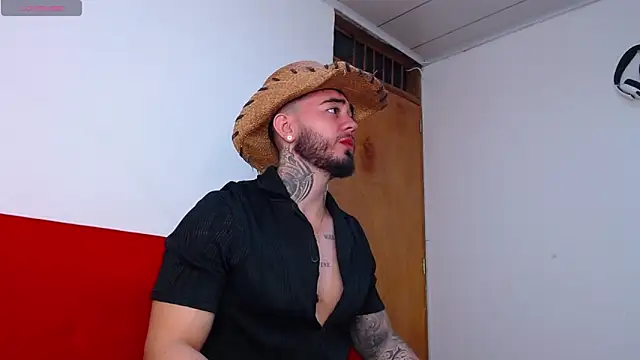 tommyblessd1 online show from September 10, 2025, 6:34 am