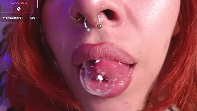 Snapshot of bri_von_dhara__ chatting on February 18, 2026, 9:44 pm bri von dhara online show from February 18, 2026, 9:44 pm