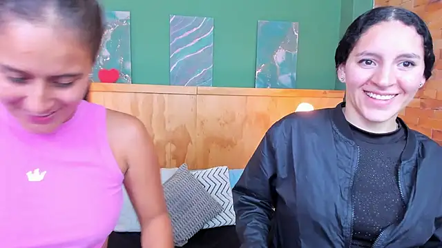 Snapshot of aliceandsia chatting on November 5, 2025, 7:17 pm aliceandsia online show from November 5, 2025, 7:17 pm