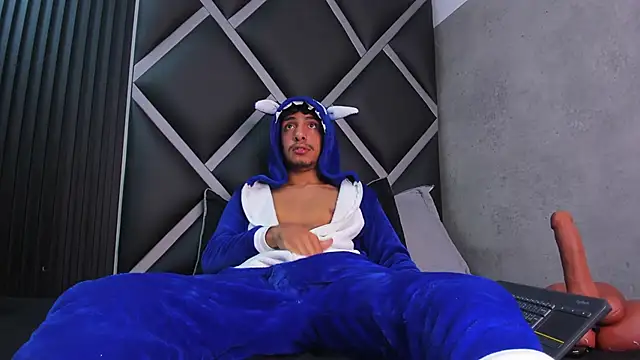 maximiliano jam online show from September 20, 2025, 4:17 am