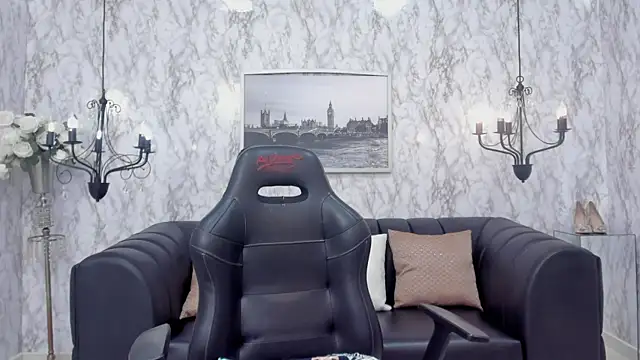 RenataVelvet online show from September 12, 2025, 11:43 am