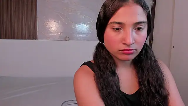 BellaSky4 online show from October 4, 2025, 11:56 am