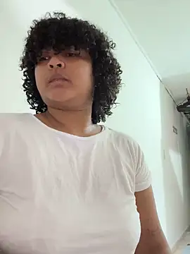 Snapshot of Rizos_hot_official chatting on November 1, 2025, 8:03 pm Rizos hot official online show from November 1, 2025, 8:03 pm