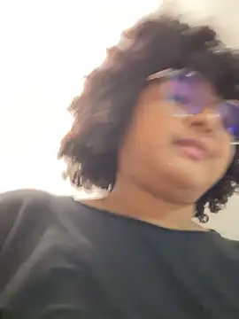 Snapshot of Rizos_hot_official chatting on November 2, 2025, 5:40 pm Rizos hot official online show from November 2, 2025, 5:40 pm