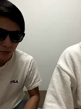 erokami36 online show from November 8, 2025, 3:26 pm