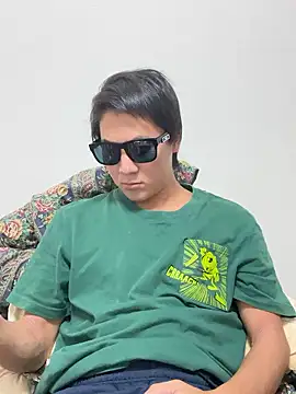 erokami36 online show from September 19, 2025, 2:21 pm