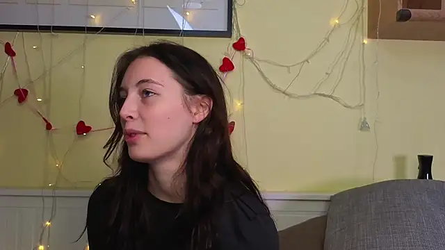 VernaWylie online show from November 1, 2025, 9:47 am