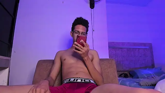 Snapshot of Cj_davis_ chatting on September 25, 2025, 12:11 pm Cj davis  online show from September 25, 2025, 12:11 pm