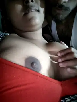 maskedlover321 online show from February 11, 2026, 5:13 pm