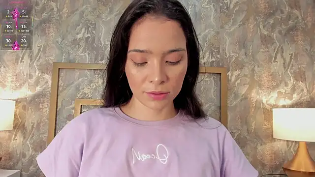 Snapshot of DannaBelucci chatting on October 28, 2025, 3:00 pm DannaBelucci online show from October 28, 2025, 3:00 pm